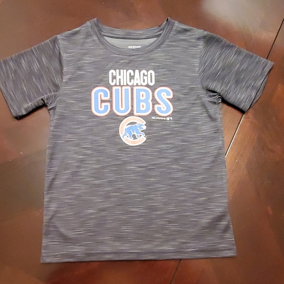 Genuine Merchandise Other - Youth Chicago Cubs Tshirt